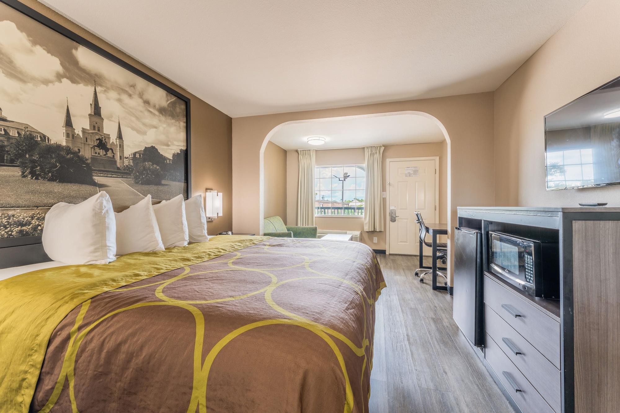 Super 8 By Wyndham Lake Charles Northeast Dış mekan fotoğraf