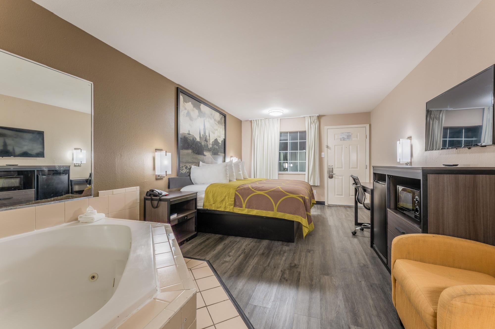 Super 8 By Wyndham Lake Charles Northeast Dış mekan fotoğraf